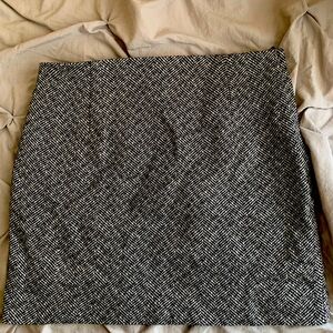 H&M Black and White Plaid Knit Mini Skirt Winter Skirt Chevron